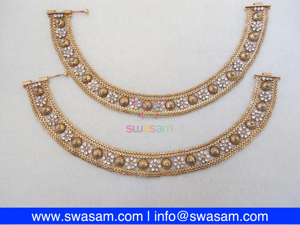 Anklets (Payal)