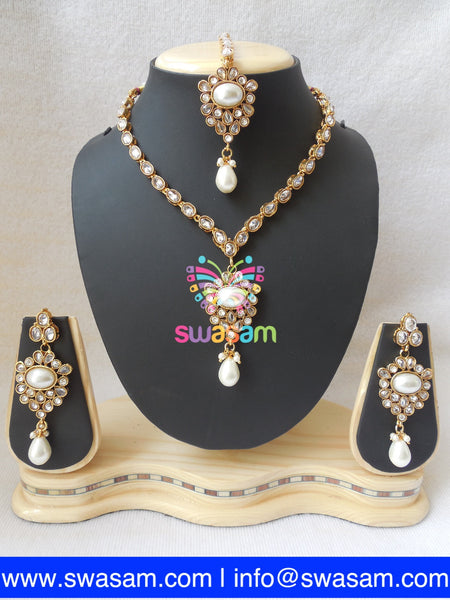 Pearl Necklace set