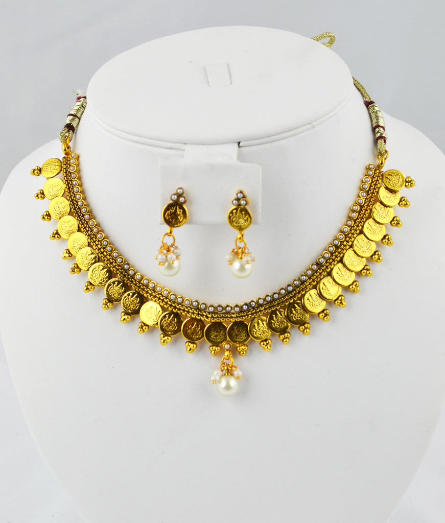 Short Small Kasumalai With Pearls