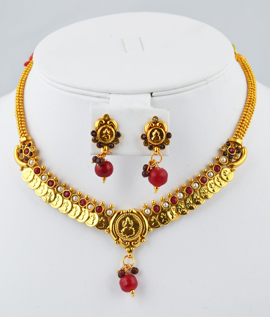 Short Small Kasumalai With Red And Pearl