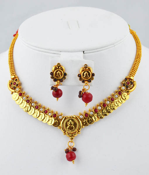 Short Small Kasumalai With Red And Pearl