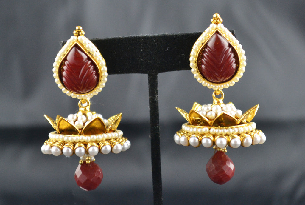 Hanging Jhumka With Red And Pearl (Leafe Design)