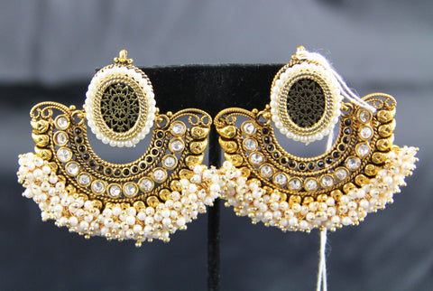 Black Designer earring With Pearl