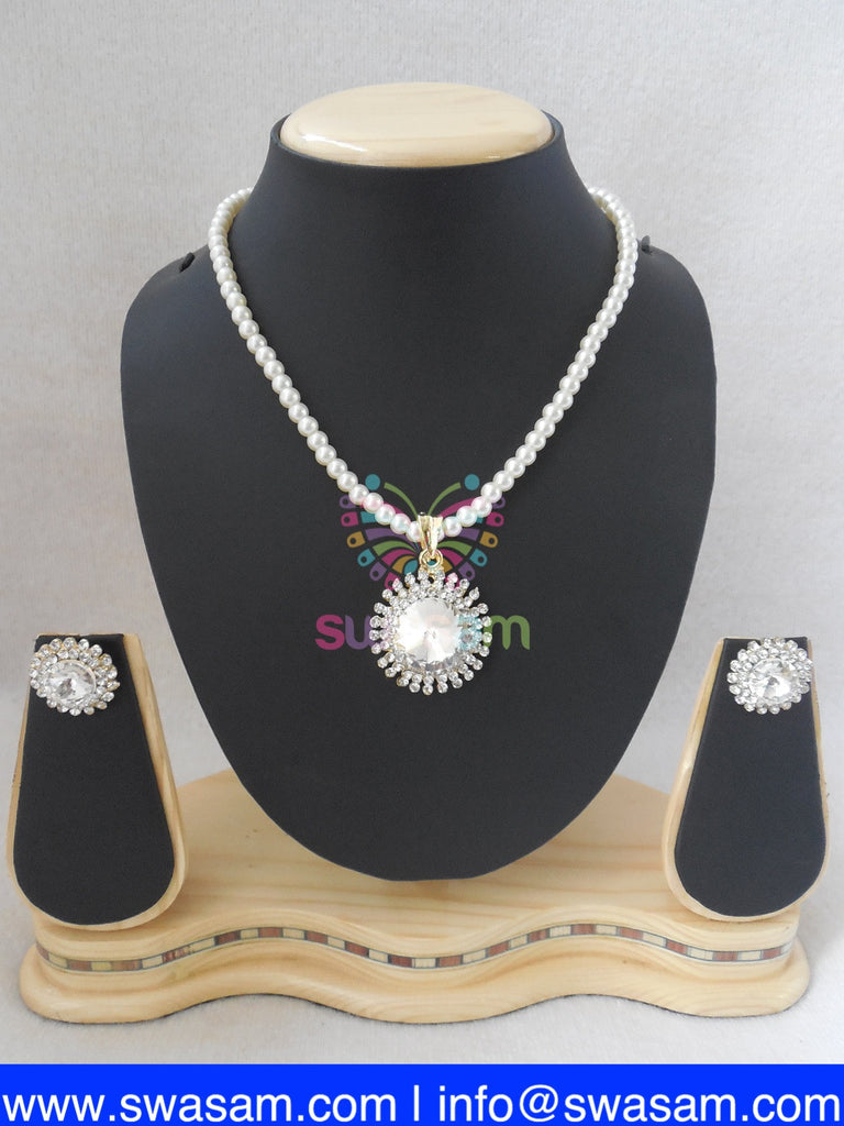 Pearl Pendant Set