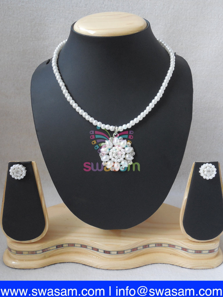 Pearl Pendant Set