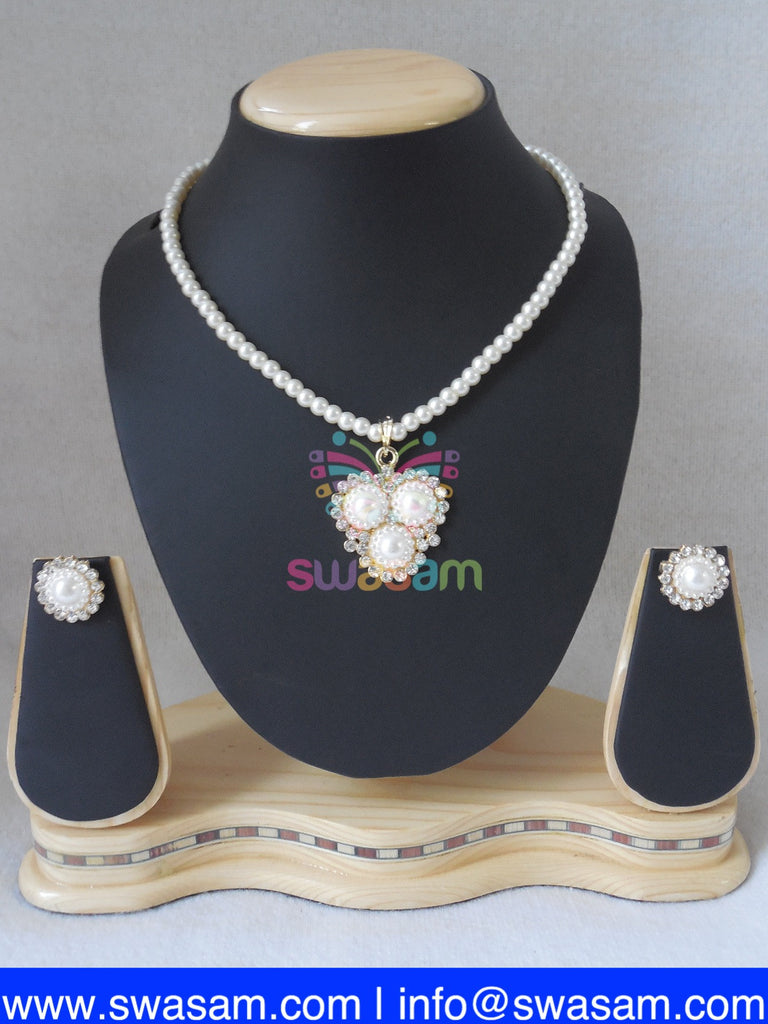 Pearl Pendant Set