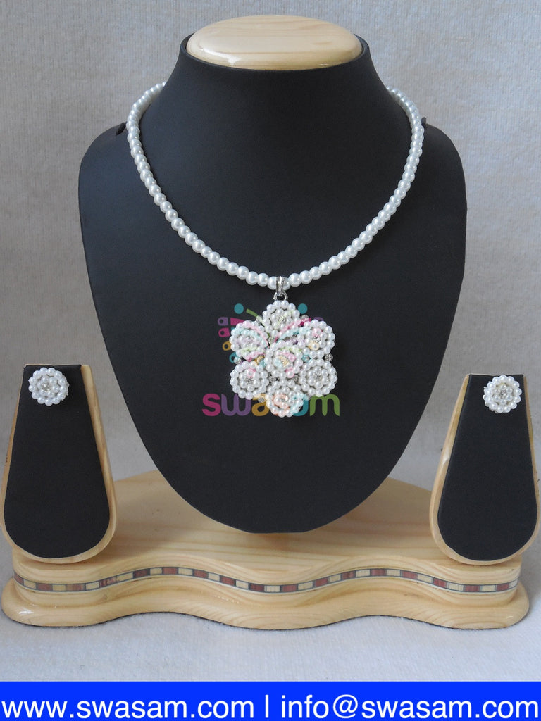 Pearl Pendant Set