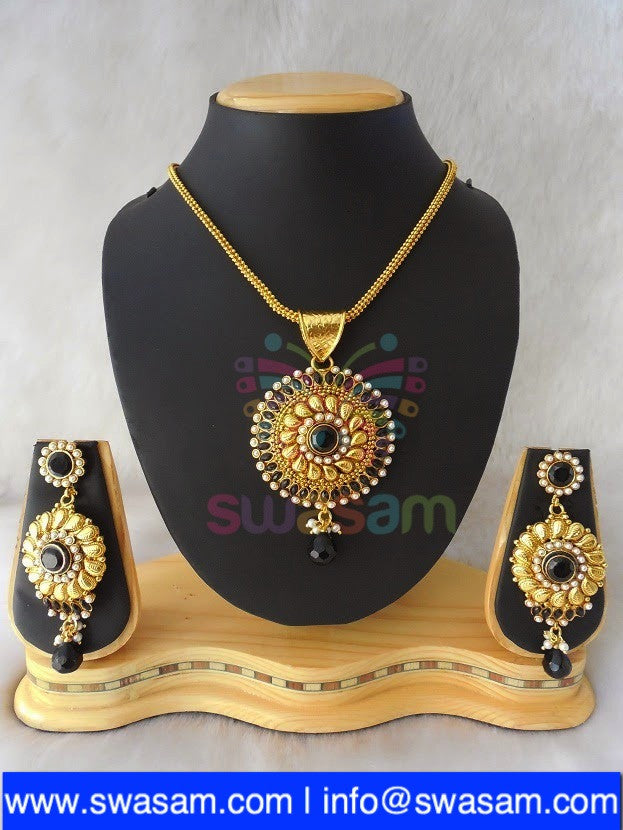 Polki Black Pendant set